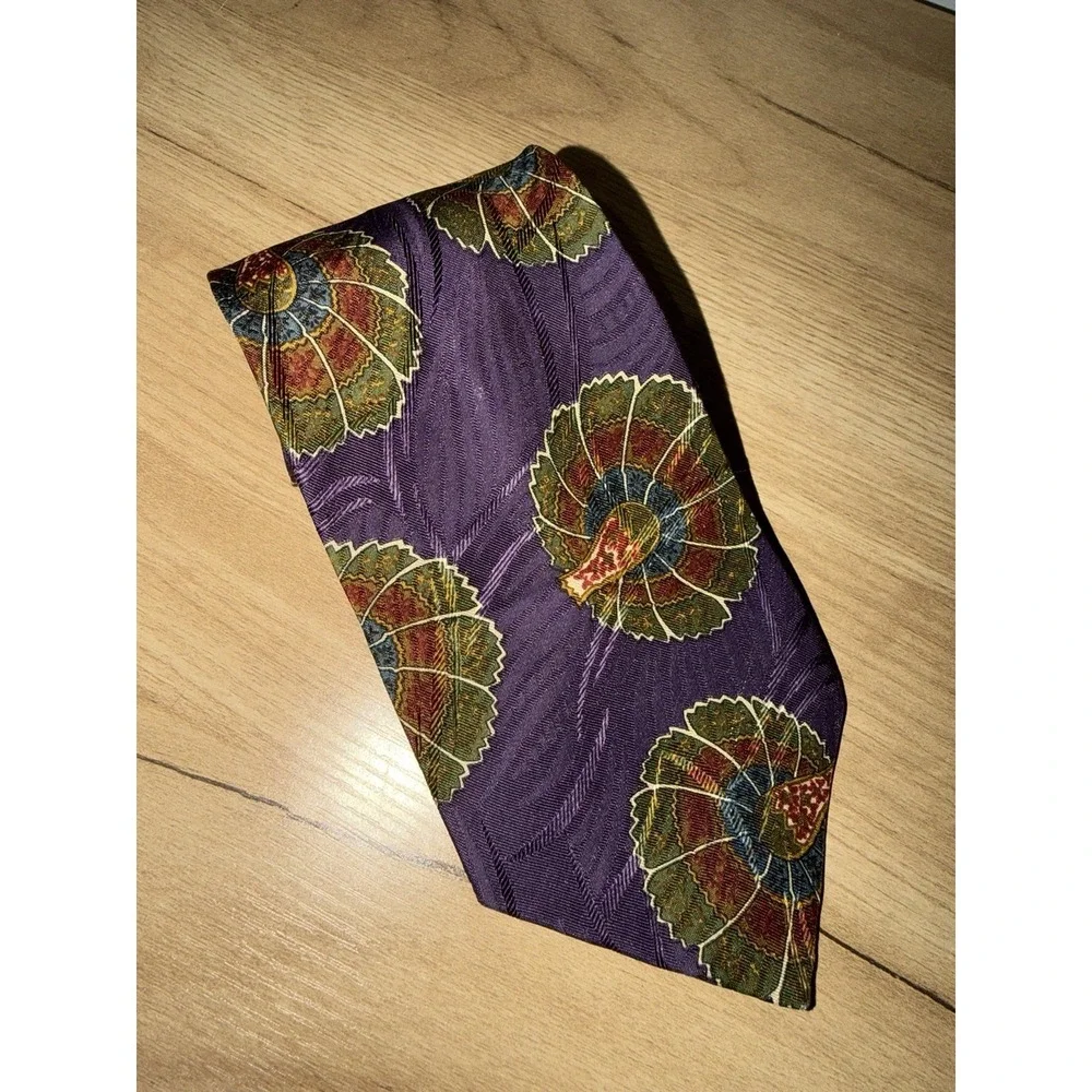 CHAPS Ralph Lauren Men's Necktie Purple Geometric 100% Silk Dress Designer Tie Y